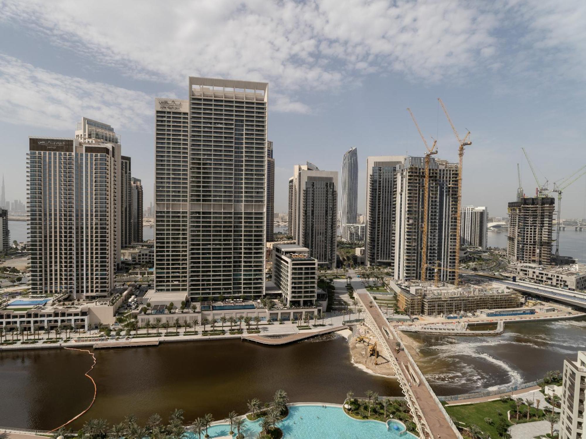 Pristine Luxury 2bdr With Sofa Bed In Vida Residences- Creek Apartment Dubai