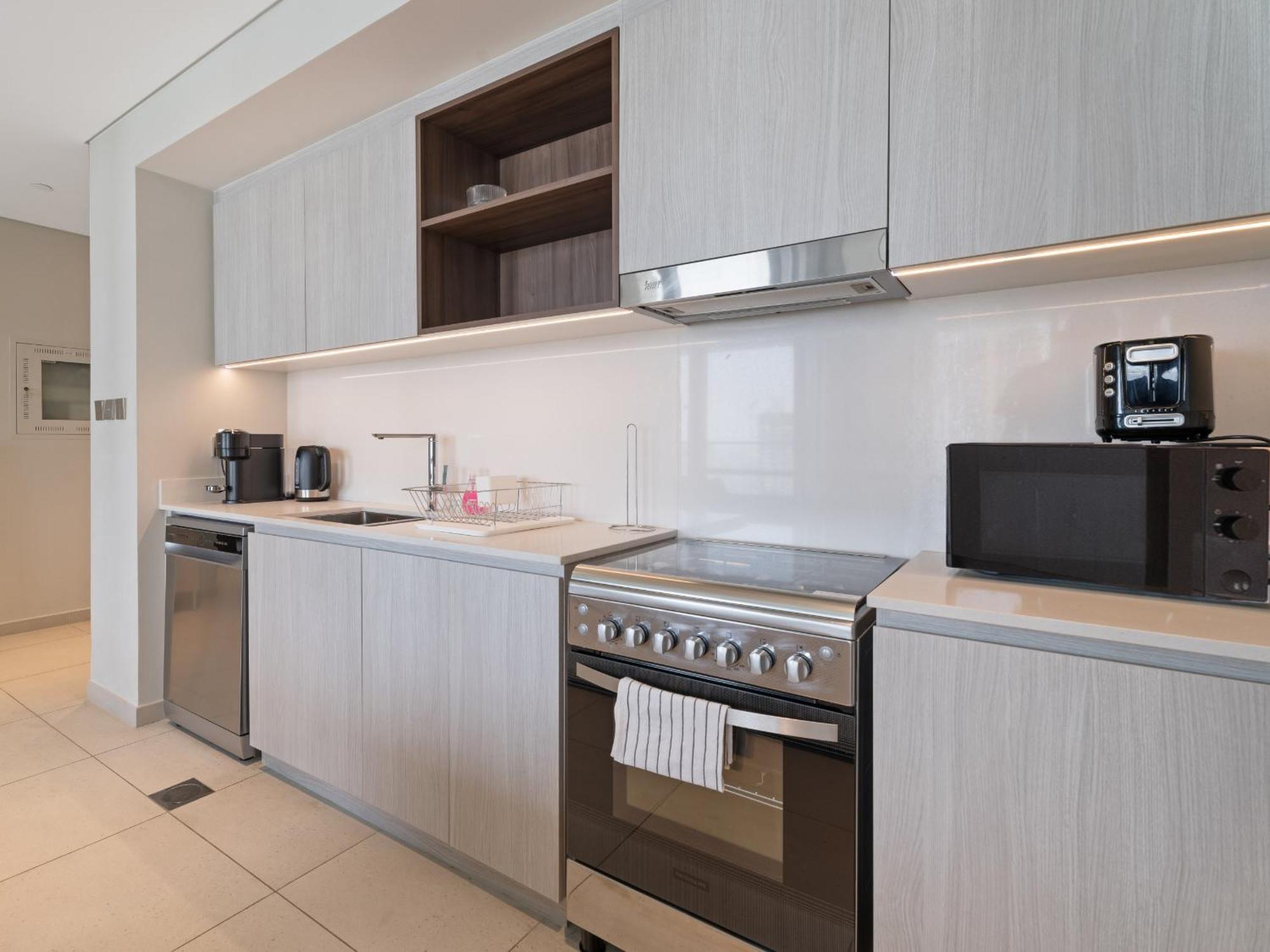 Pristine Luxury 2bdr With Sofa Bed In Vida Residences- Creek Dubai