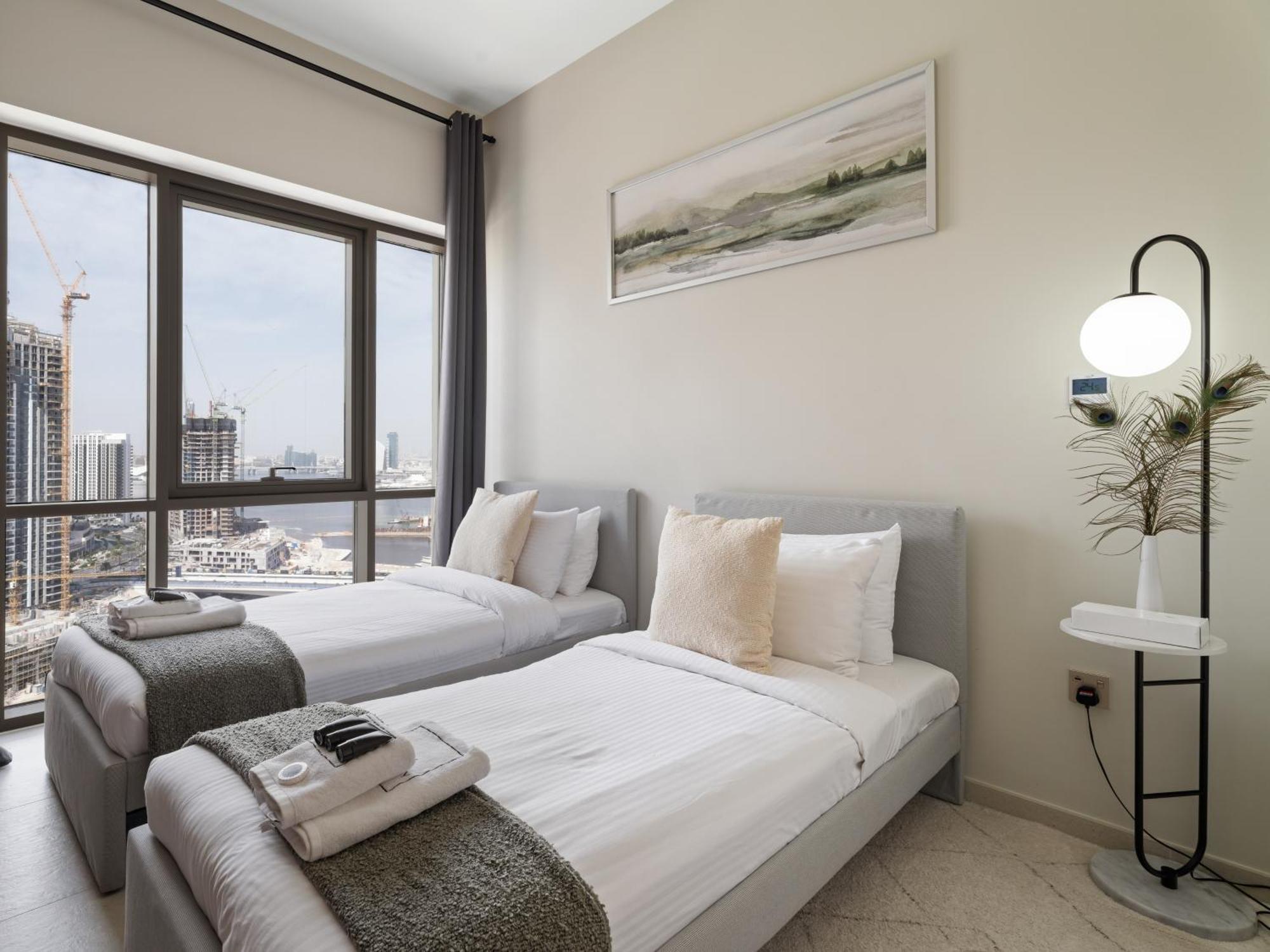 Pristine Luxury 2bdr With Sofa Bed In Vida Residences- Creek Apartment Dubai